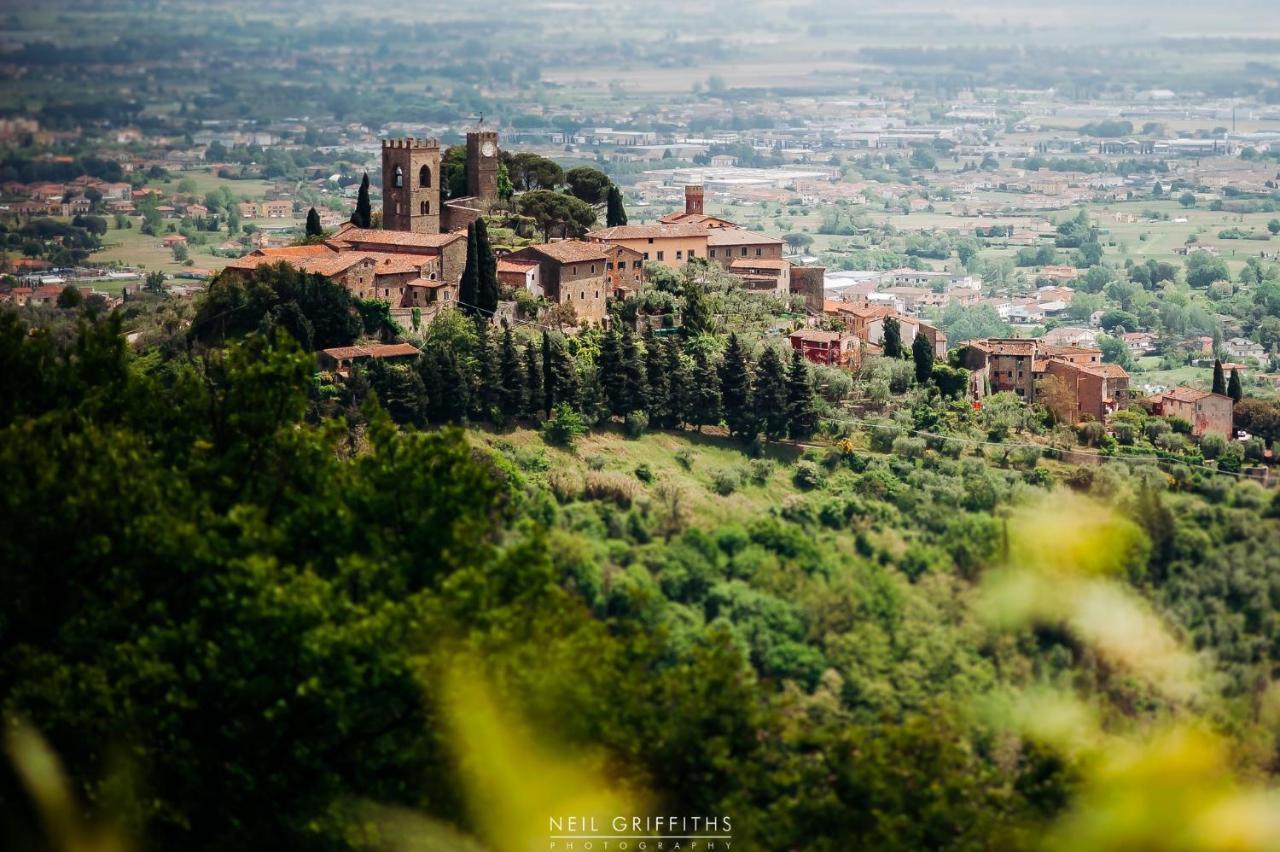 Residenza Buggiano Antica B&B - Charme Apartment In Tuscany Borgo a Buggiano Exterior photo